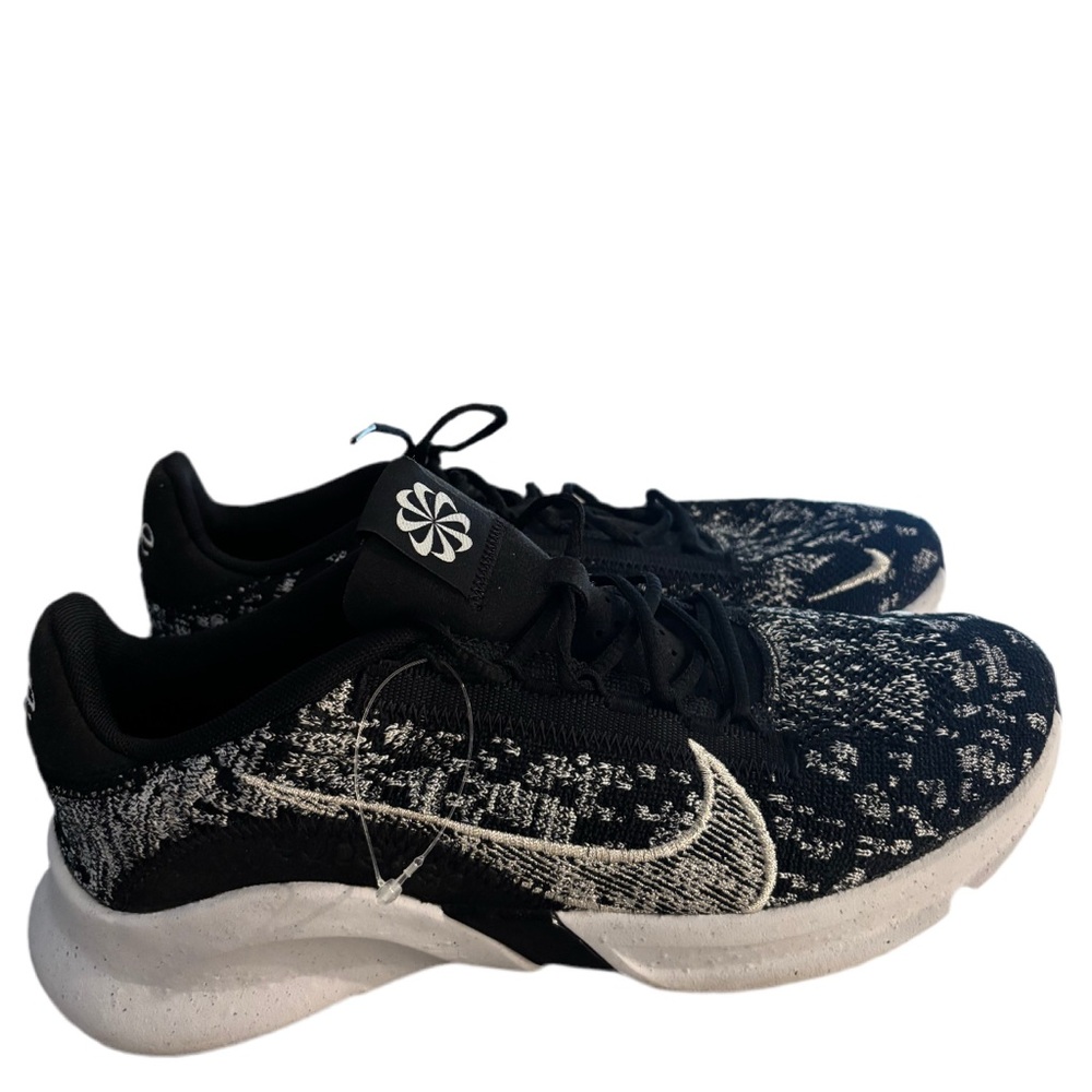 Nike Black and White Knit Sneakers